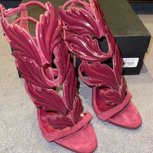 Giuseppe zanotti wing store flat sandals